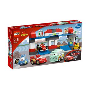 LEGO Cars Le Pit Stop